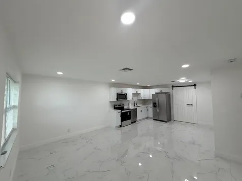 6884 SW 15th Street North Lauderdale FL 33068