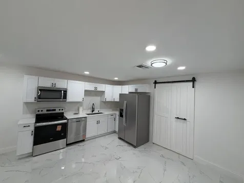 6884 SW 15th Street North Lauderdale FL 33068