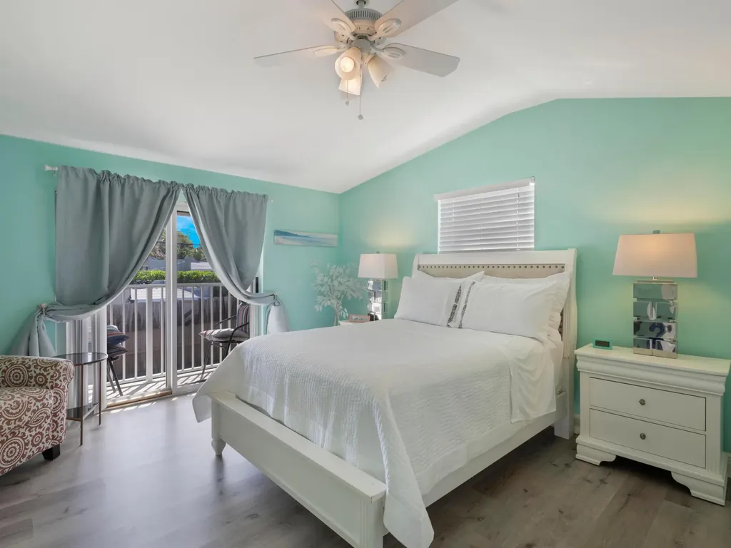 832 Green Street West Palm Beach FL 33405