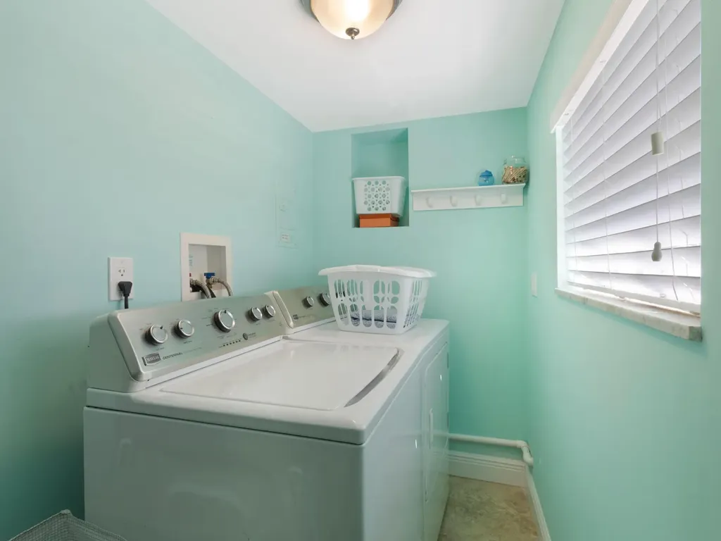 832 Green Street West Palm Beach FL 33405