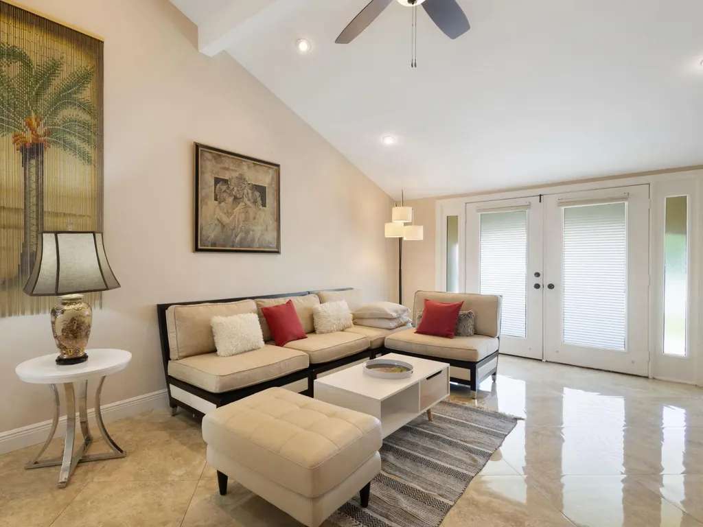 832 Green Street West Palm Beach FL 33405