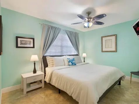 832 Green Street West Palm Beach FL 33405