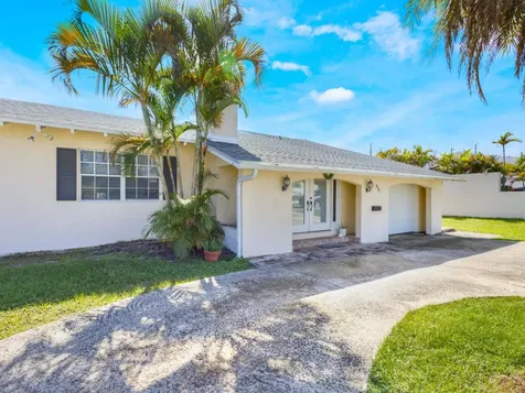 832 Green Street West Palm Beach FL 33405
