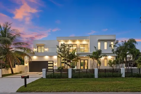 2015 NE 4th Avenue Wilton Manors FL 33305