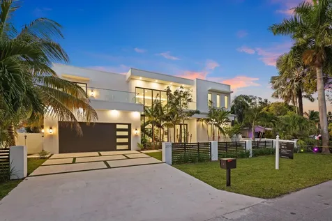 2015 NE 4th Avenue Wilton Manors FL 33305