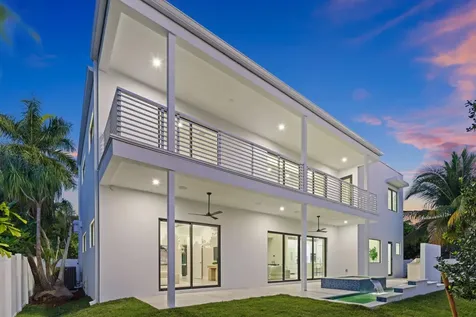 2015 NE 4th Avenue Wilton Manors FL 33305