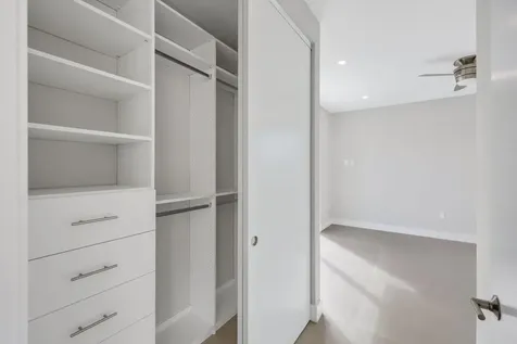 2015 NE 4th Avenue Wilton Manors FL 33305