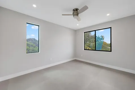 2015 NE 4th Avenue Wilton Manors FL 33305