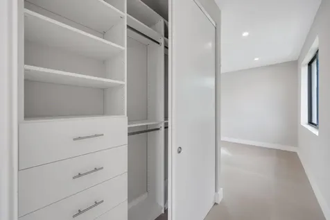 2015 NE 4th Avenue Wilton Manors FL 33305