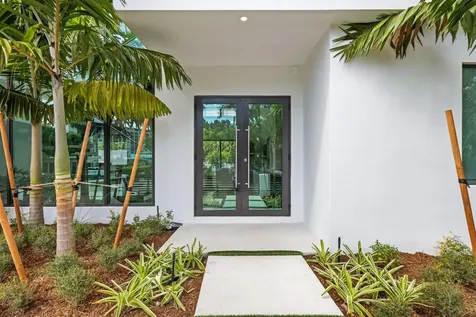 2015 NE 4th Avenue Wilton Manors FL 33305