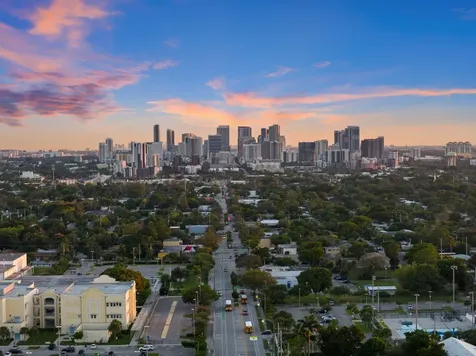 2015 NE 4th Avenue Wilton Manors FL 33305