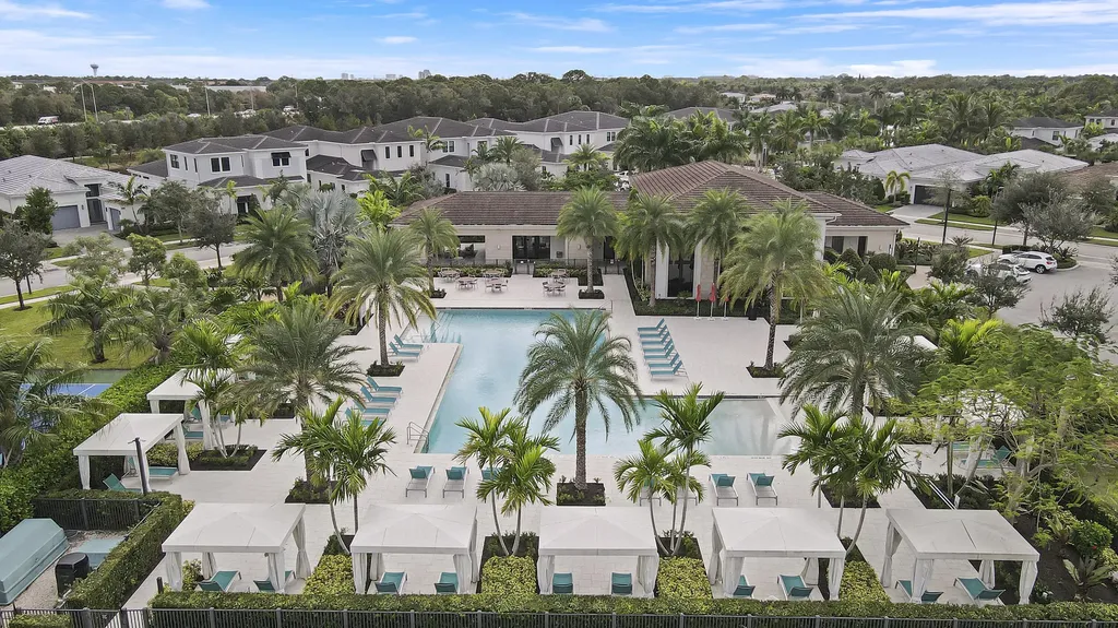 13242 Artisan Circle Palm Beach Gardens FL 33418