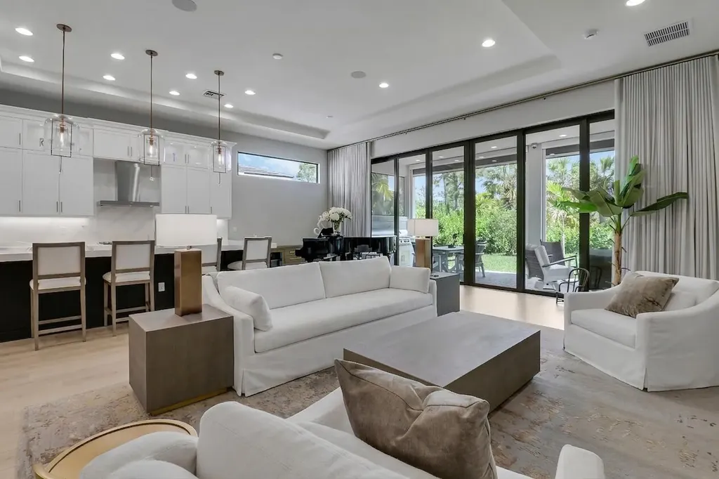 13242 Artisan Circle Palm Beach Gardens FL 33418