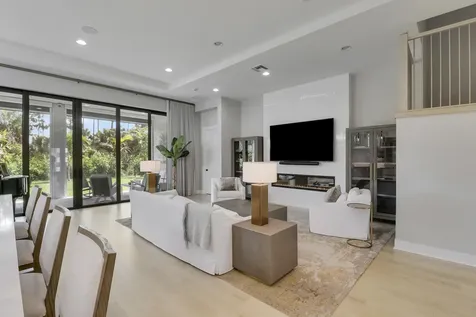 13242 Artisan Circle Palm Beach Gardens FL 33418