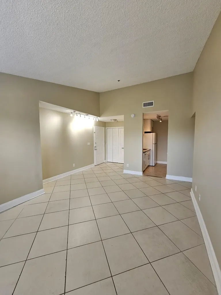 2317 N Congress Avenue Boynton Beach FL 33426