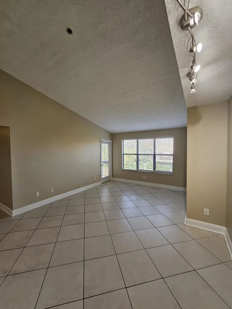 2317 N Congress Avenue Boynton Beach FL 33426