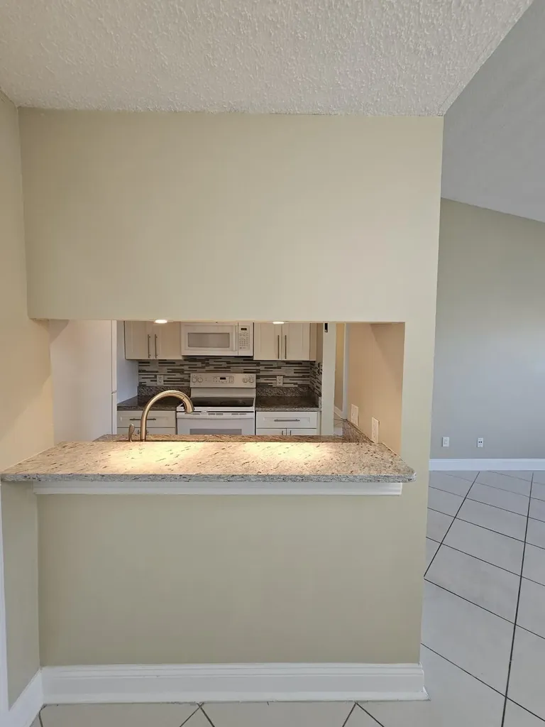 2317 N Congress Avenue Boynton Beach FL 33426