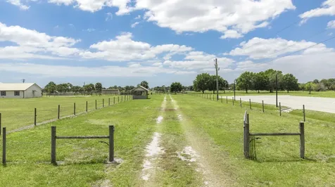 8164 Highway 70 W Okeechobee FL 34972