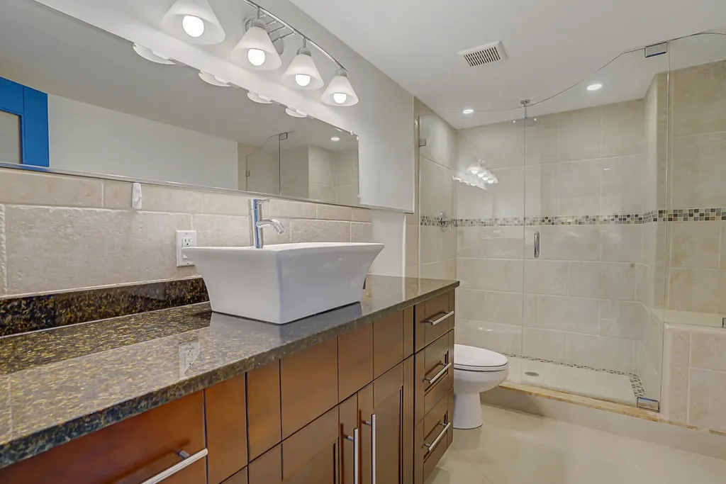 2295 S Ocean Boulevard Palm Beach FL 33480