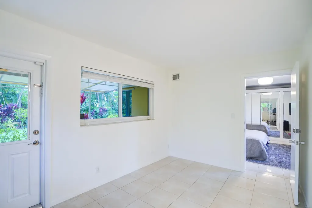 216 32nd Street West Palm Beach FL 33407