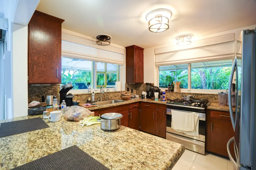 216 32nd Street West Palm Beach FL 33407