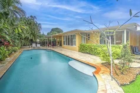 216 32nd Street West Palm Beach FL 33407