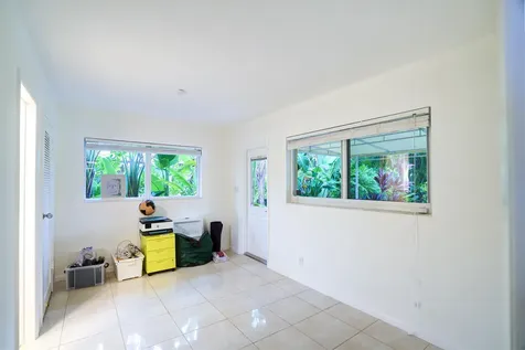 216 32nd Street West Palm Beach FL 33407