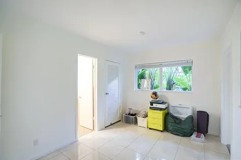 216 32nd Street West Palm Beach FL 33407