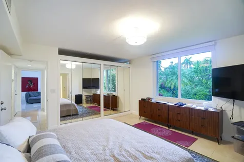 216 32nd Street West Palm Beach FL 33407
