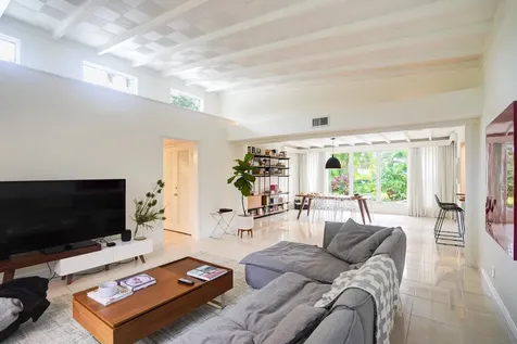 216 32nd Street West Palm Beach FL 33407