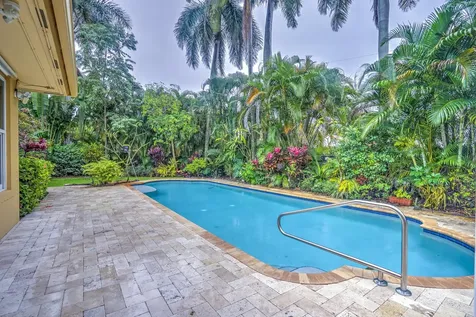 216 32nd Street West Palm Beach FL 33407