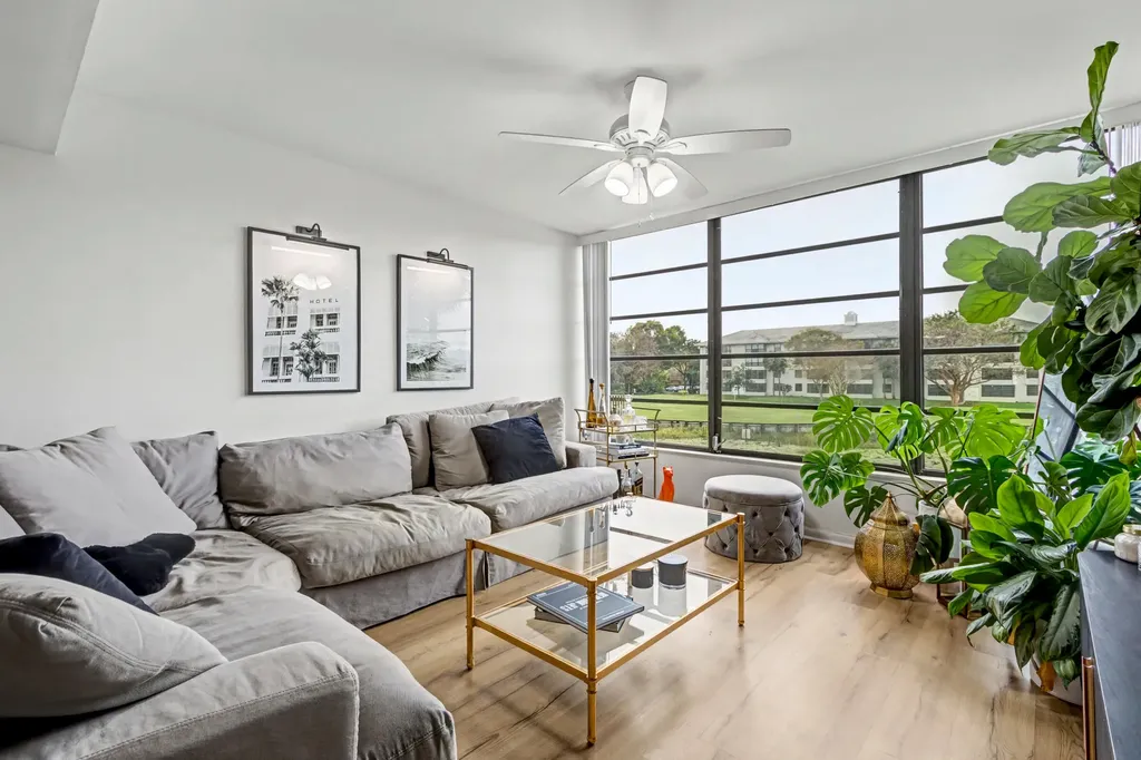 1518 Whitehall Drive Davie FL 33324