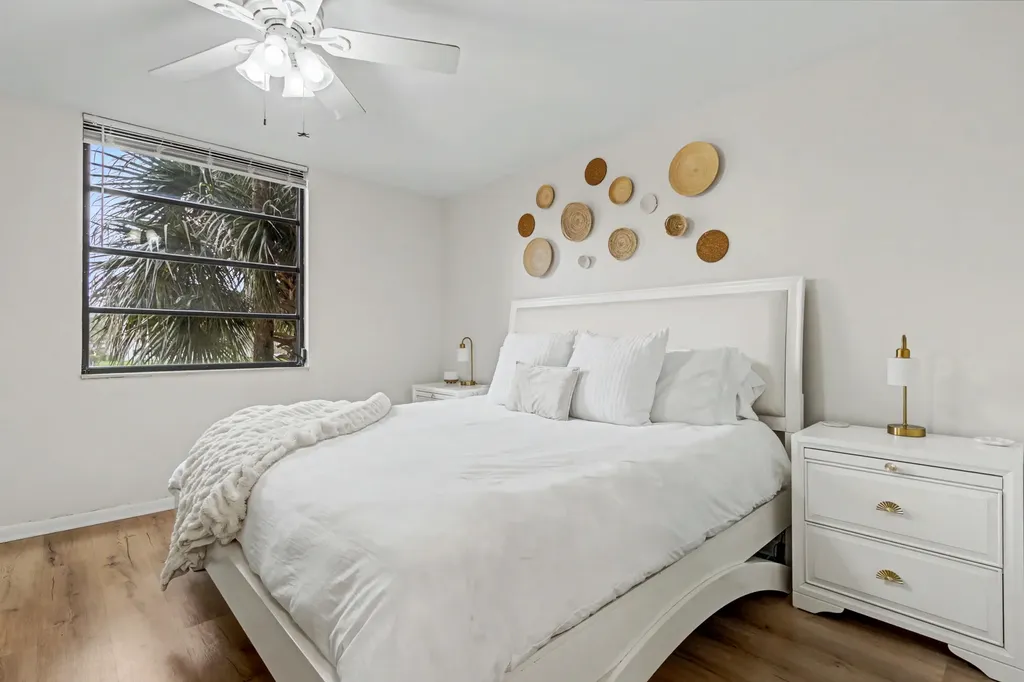 1518 Whitehall Drive Davie FL 33324