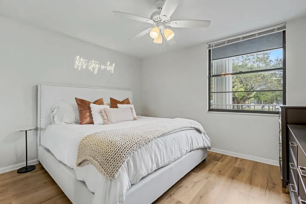 1518 Whitehall Drive Davie FL 33324