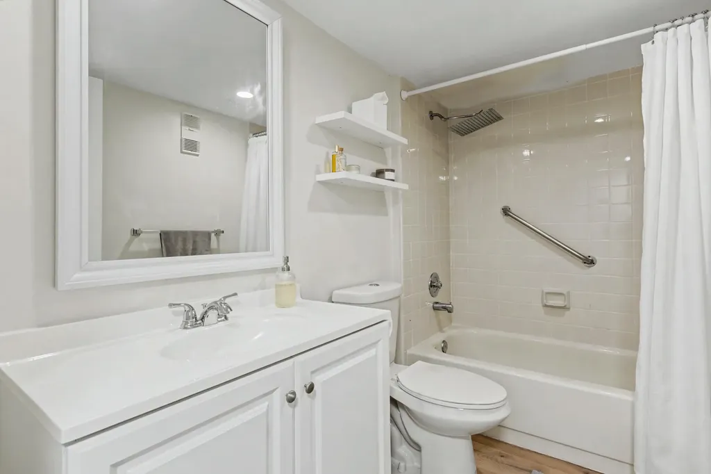 1518 Whitehall Drive Davie FL 33324