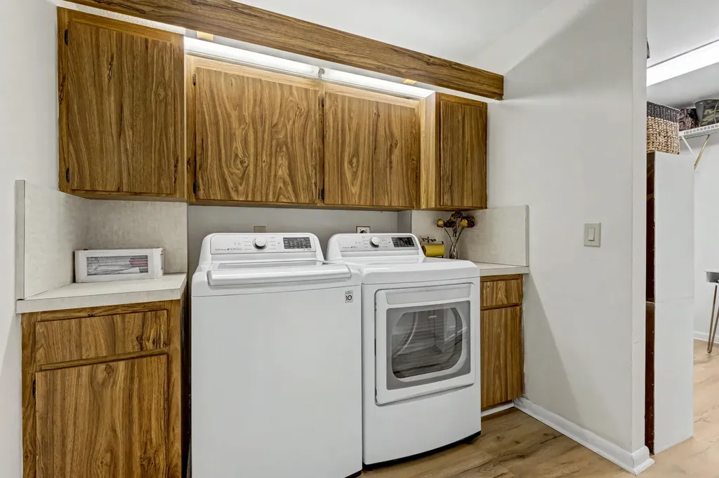1518 Whitehall Drive Davie FL 33324