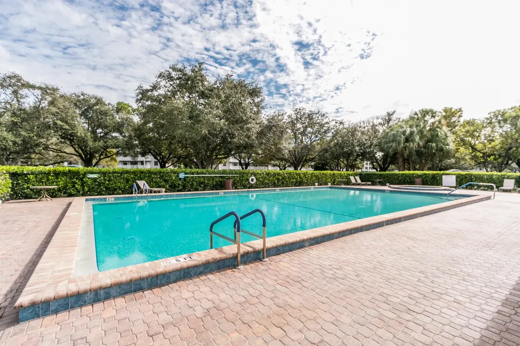 1518 Whitehall Drive Davie FL 33324