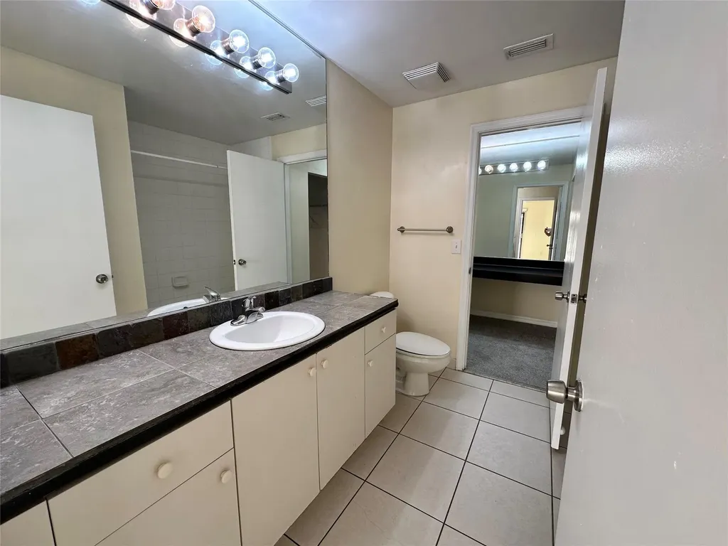 3345 NW 101st Avenue Sunrise FL 33351