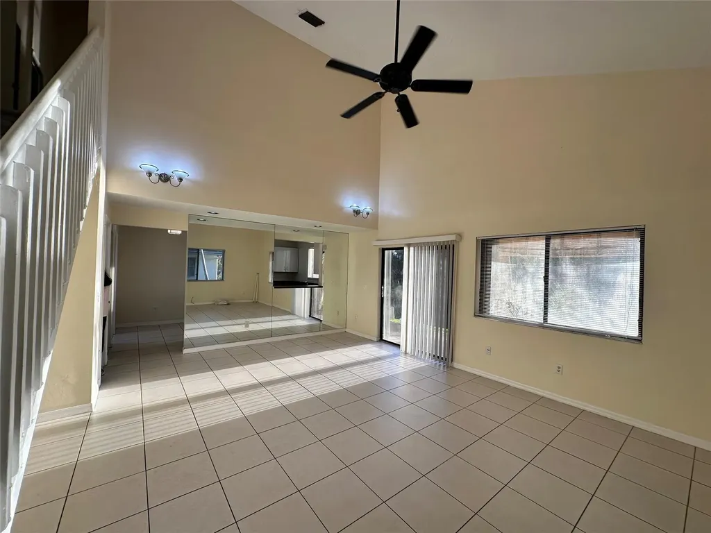 3345 NW 101st Avenue Sunrise FL 33351