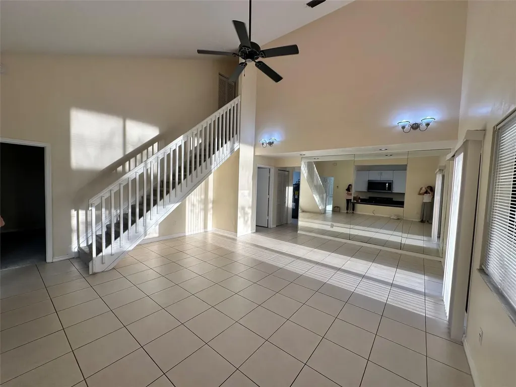 3345 NW 101st Avenue Sunrise FL 33351