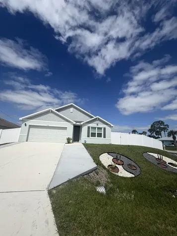 2008 SW Olympia Avenue Avenue SW Palm Bay FL 32908