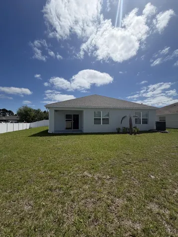 2008 SW Olympia Avenue Avenue SW Palm Bay FL 32908
