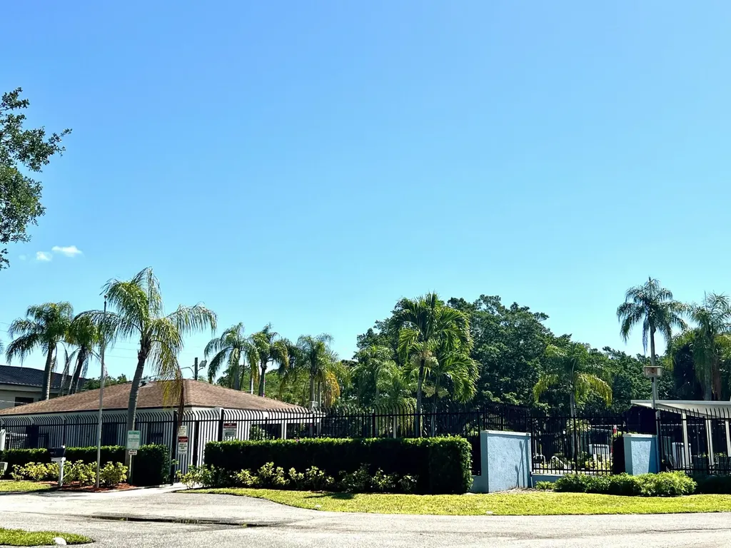 3970 Classic Court West Palm Beach FL 33417