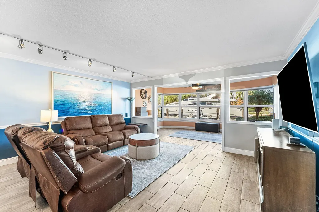 3031 NE 51st Street Fort Lauderdale FL 33308