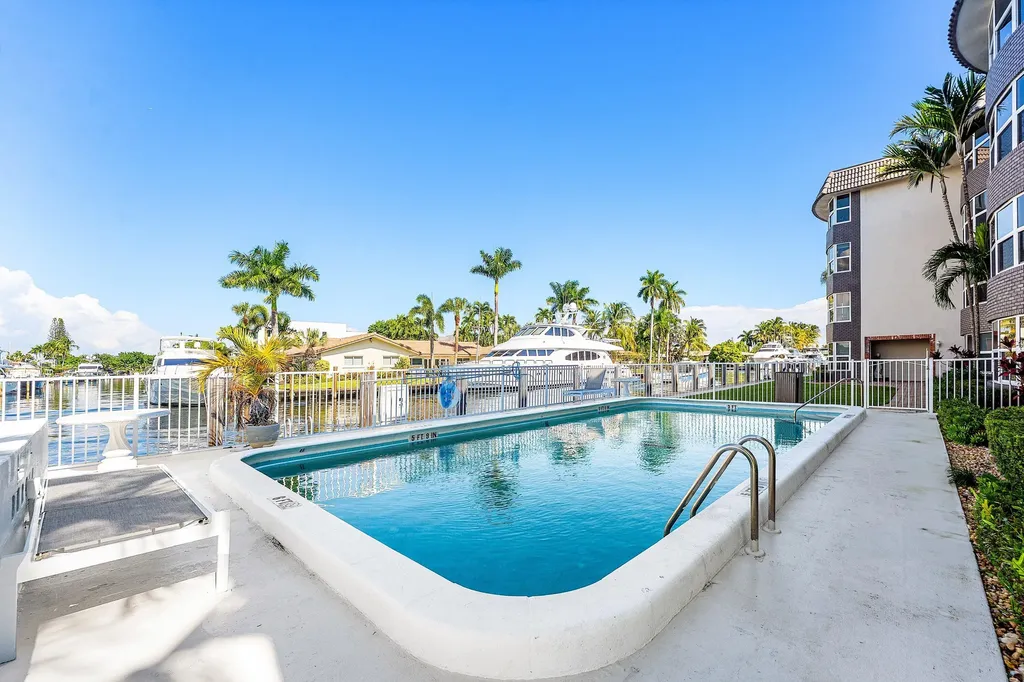 3031 NE 51st Street Fort Lauderdale FL 33308