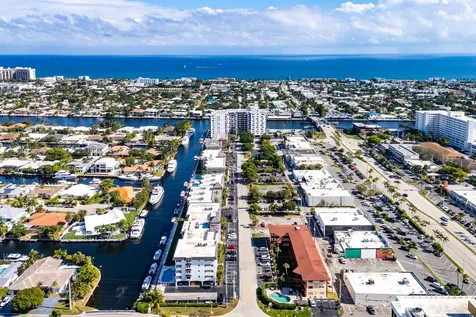 3031 NE 51st Street Fort Lauderdale FL 33308