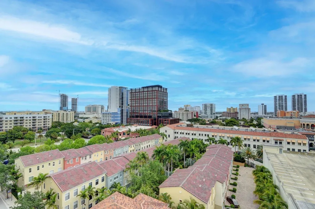 403 S Sapodilla Avenue West Palm Beach FL 33401