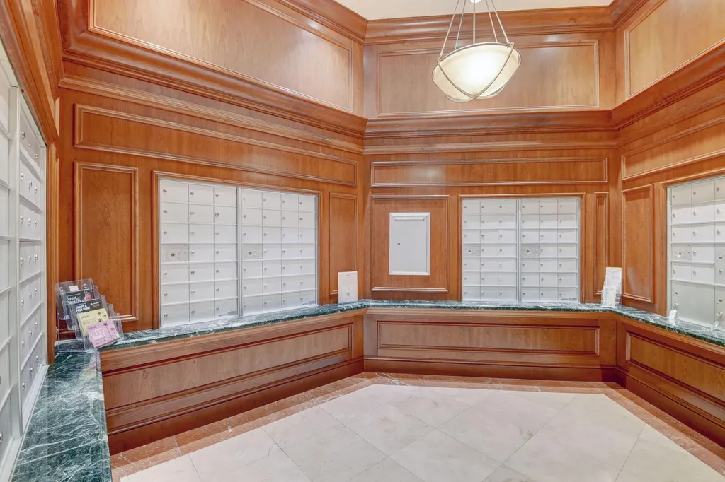 403 S Sapodilla Avenue West Palm Beach FL 33401