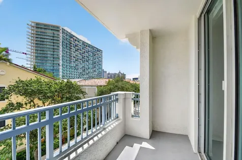 403 S Sapodilla Avenue West Palm Beach FL 33401