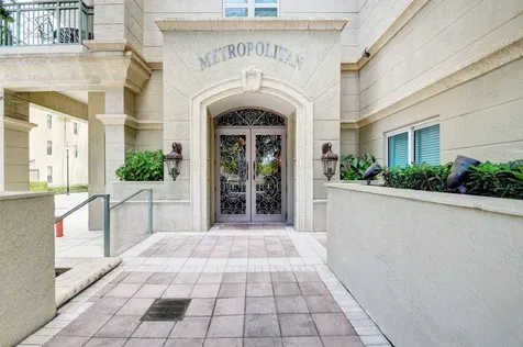 403 S Sapodilla Avenue West Palm Beach FL 33401